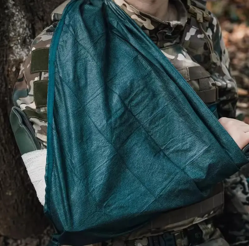 Combat Cravat – Multifunctioneel Driehoeksverband – Rhino Rescue - Afbeelding 5