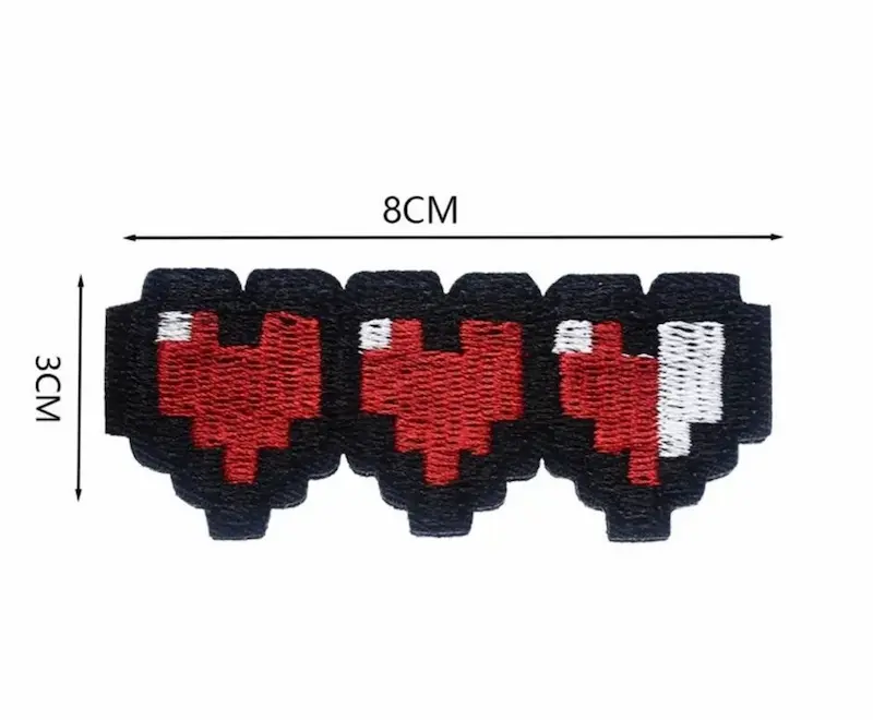 Geborduurde patch 8-bit hearts – retro gaming stijl – rood/zwart – 8 x 3 cm