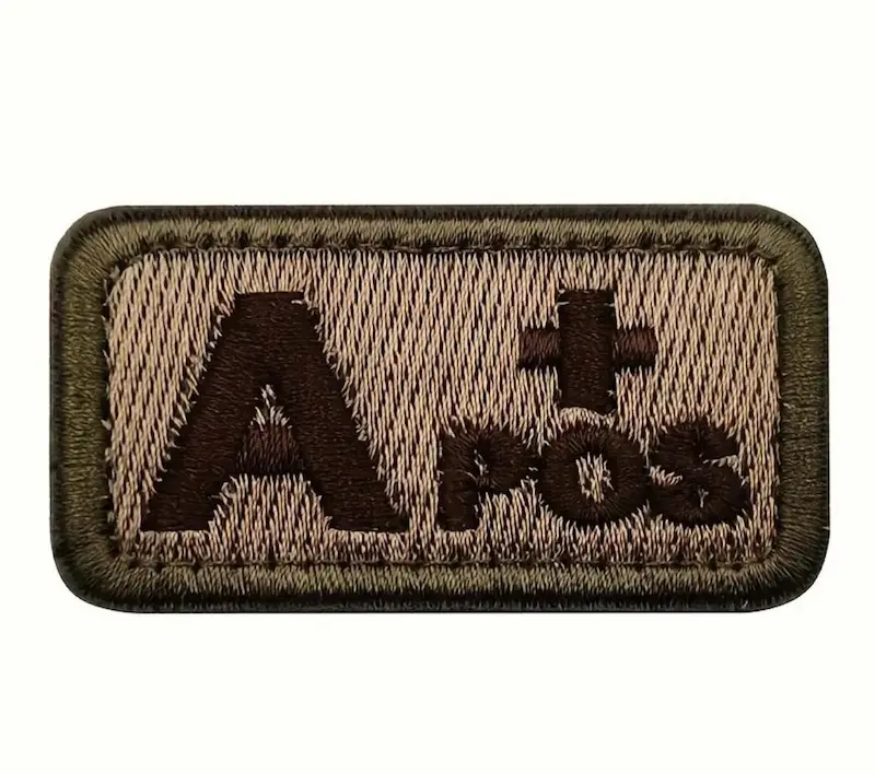 Geborduurde patch bloedgroep A+ groen brons – velcro
