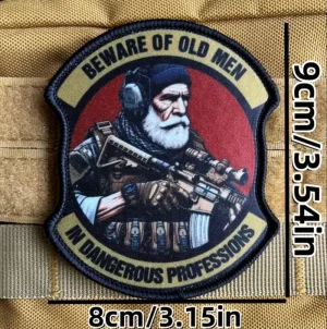 Patch – Beware of Old Men – Textiel – 9 x 8 cm – Velcro Klittenband – Multicolor