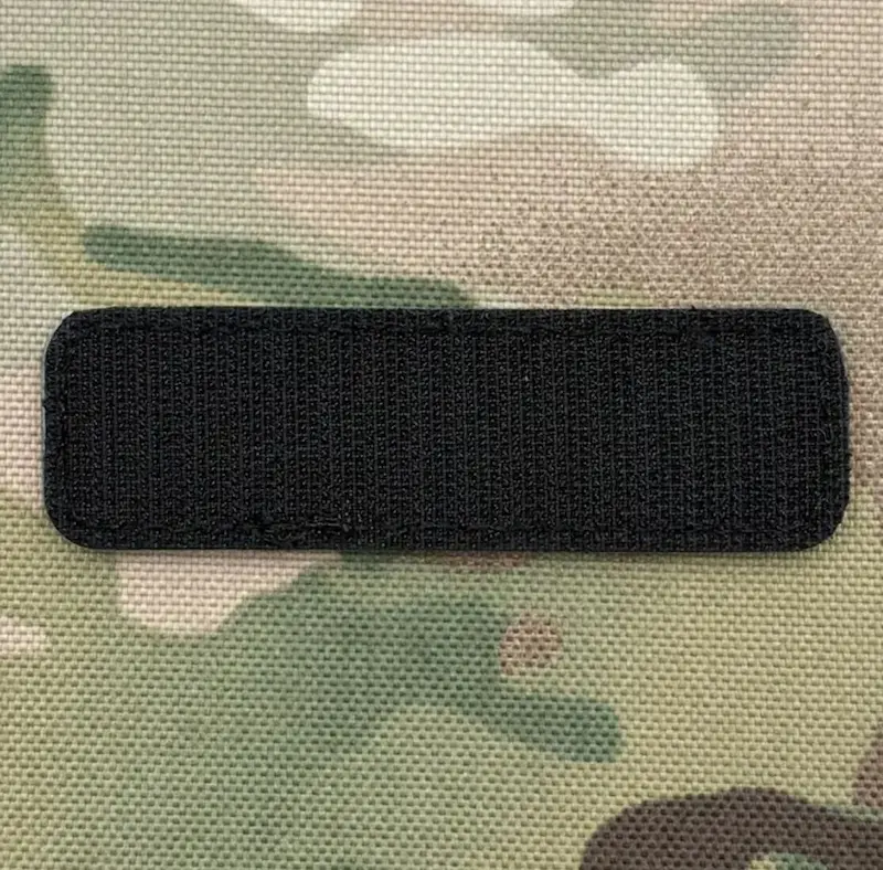 Patch – Cat Eyes Glow – PVC – Glow in the Dark – 9 x 3 cm – Velcro Klittenband – Zwart - Afbeelding 2