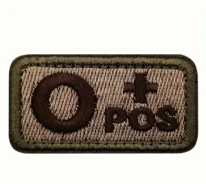 Geborduurde bloedgroep patch O+ met klittenband – groen/bruin – 5x2,5 cm